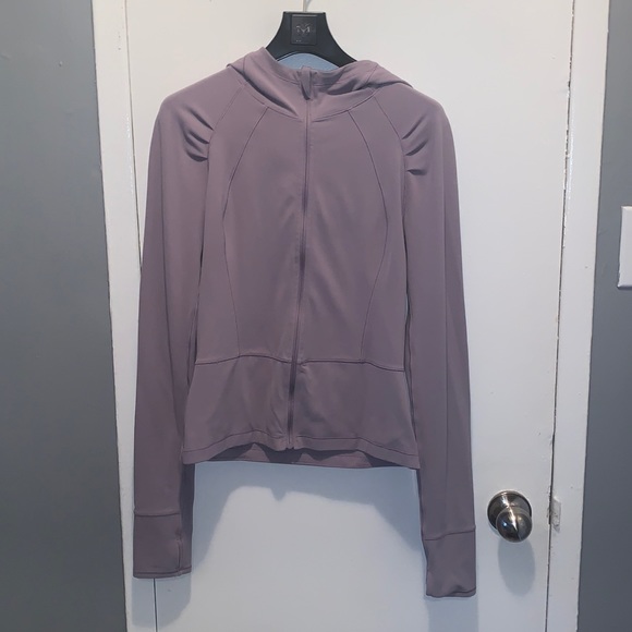 Lululemon Athletica Sweater - Picture 1 of 3